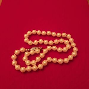 Avon Vintage Signed Gold Plated Pearl Necklace